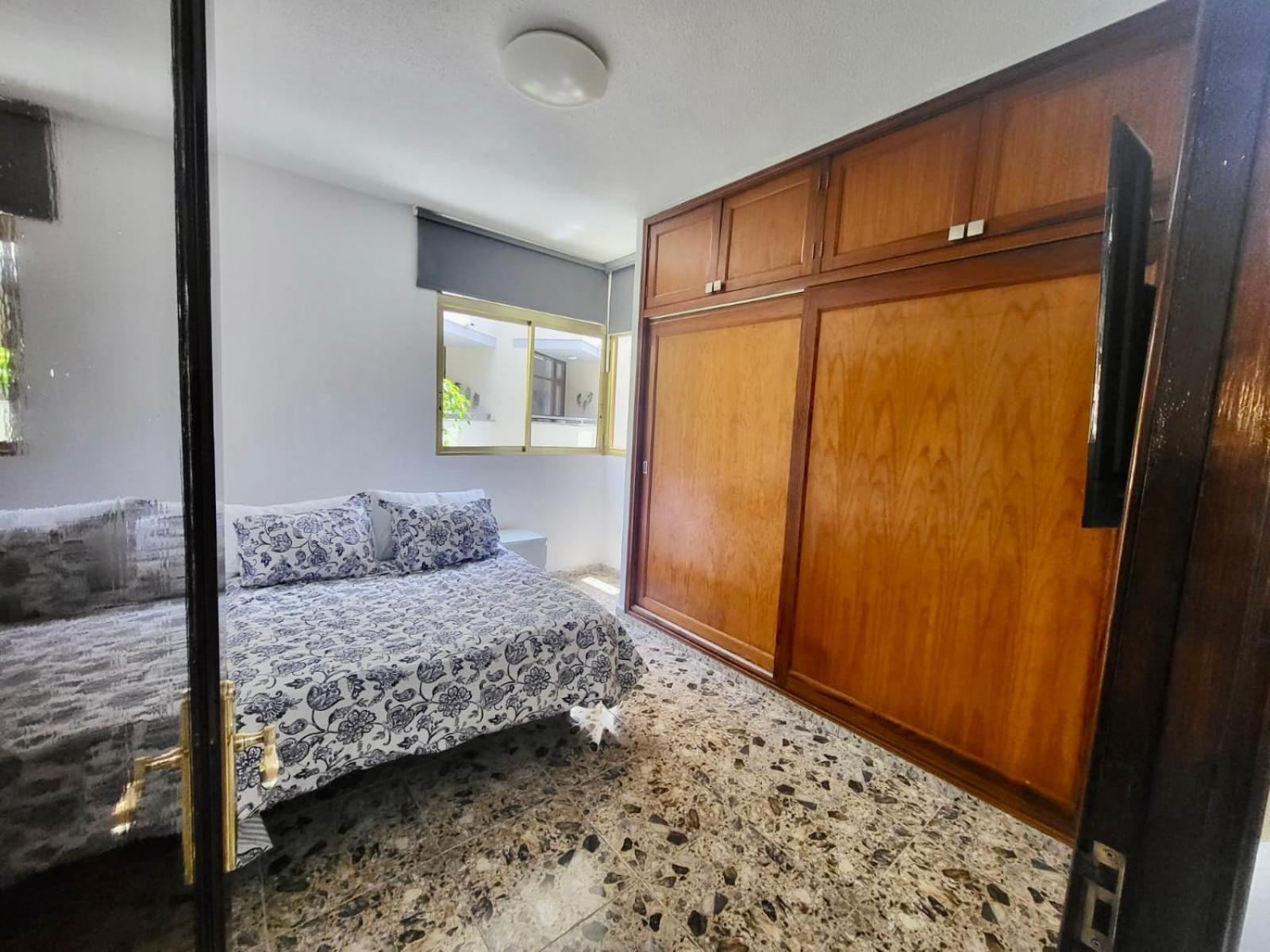 Affordable Holiday Accommodation For Large Families And Groups At Las Canteras Beach With 3 Bedrooms And Free Parking Las Palmas / Gran Canaria Exterior foto